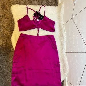 Fashion nova 2 piece satin crop top and High waisted pencil skirt